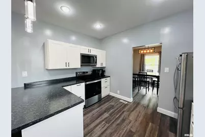 1300 Lincoln Street, Eldorado, IL 62930 - Photo 16