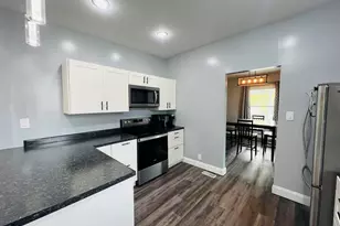 1300 Lincoln St, Eldorado, IL 62930 - Photo 16