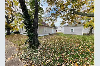 1300 Lincoln Street, Eldorado, IL 62930 - Photo 10