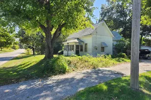 4760 Raleigh Rd, Eldorado, IL 62930 - Photo 2