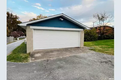 734 S McKinley Street, Harrisburg, IL 62946 - Photo 12