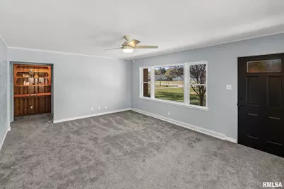 503 Airport Road, Centralia, IL 62801 - Photo 12