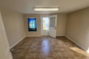 705 S 11th St St, Herrin, IL 62948 - Photo 12