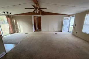 507 Wortby St, Odin, IL 62870 - Photo 6