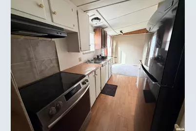 507 Wortby Street, Odin, IL 62870 - Photo 8