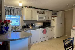 557 Twin Oaks Dr, Cobden, IL 62920 - Photo 12