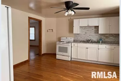 121 N 9th Street, Herrin, IL 62948 - Photo 8