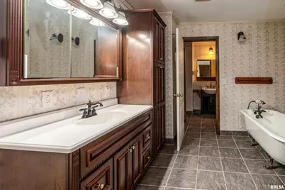 402 Main Street, Brighton, IL 62817 - Photo 24