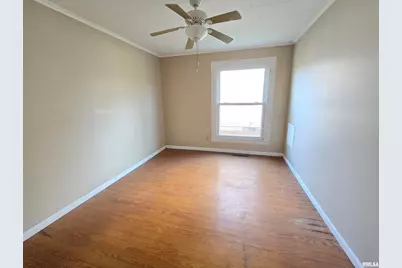 900 S 16th Street, Herrin, IL 62948 - Photo 18