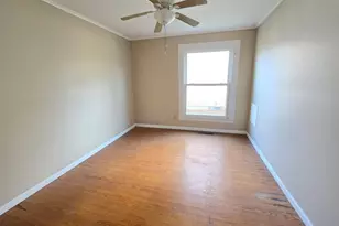 900 S 16th St, Herrin, IL 62948 - Photo 18