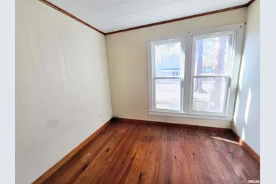 900 S 16th Street, Herrin, IL 62948 - Photo 16