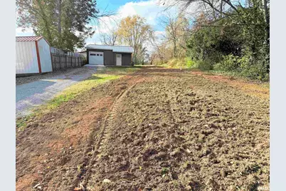 1523 S McKinley Street, Harrisburg, IL 62946 - Photo 4