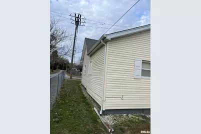 517 W Barnett Street, Harrisburg, IL 62946 - Photo 8