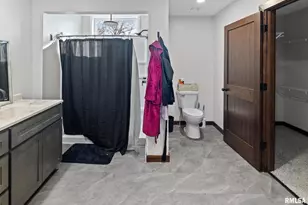 7984 Wilson Rd, Kinmundy, IL 62854 - Photo 24