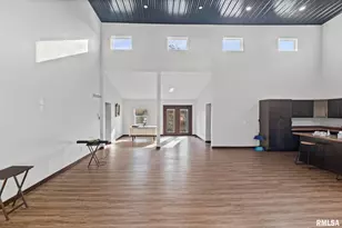 7984 Wilson Rd, Kinmundy, IL 62854 - Photo 6