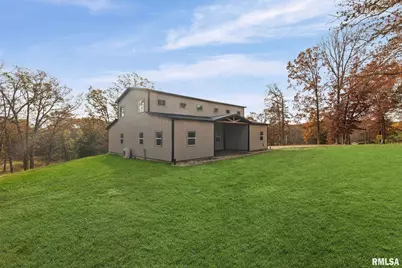 7984 Wilson Road, Kinmundy, IL 62854 - Photo 4