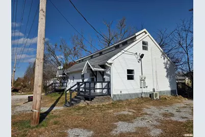 1207 N Market Street, Marion, IL 62959 - Photo 2