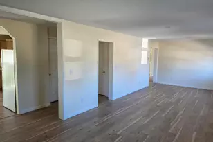 1207 N Market St, Marion, IL 62959 - Photo 6