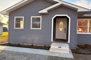 504 Westhaven Dr, Centralia, IL 62801 - Photo 2