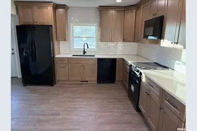 504 Westhaven Dr Drive, Centralia, IL 62801 - Photo 6