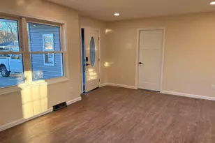 504 Westhaven Dr Dr, Centralia, IL 62801 - Photo 4