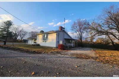 81 Cripple Creek Road, Pinckneyville, IL 62274 - Photo 2