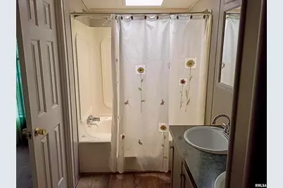 416 W Shirley Lane, Richview, IL 62877 - Photo 10