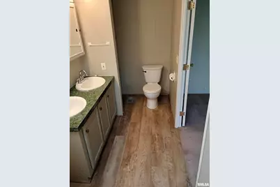 416 W Shirley Lane, Richview, IL 62877 - Photo 12