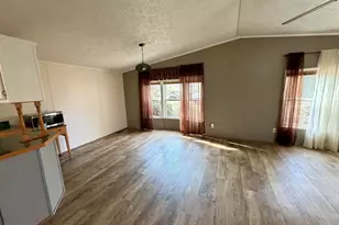 416 W Shirley Ln, Richview, IL 62877 - Photo 4