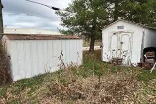 1000 Dover St, Centralia, IL 62801 - Photo 18