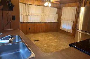 1000 Dover St, Centralia, IL 62801 - Photo 4