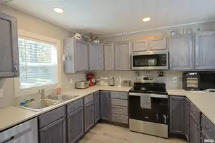 1629 Firewood Ln, Centralia, IL 62801 - Photo 10