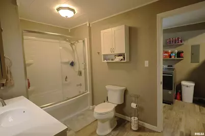 1629 Firewood Lane, Centralia, IL 62801 - Photo 12