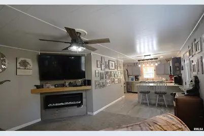 1629 Firewood Lane, Centralia, IL 62801 - Photo 6