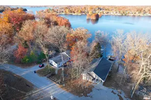 895 Lake Shore Dr N, Orangeville, IL 62939 - Photo 12