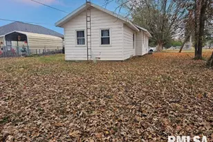 511 N Shelby St, Salem, IL 62881 - Photo 24