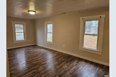 511 N Shelby Street, Salem, IL 62881 - Photo 8