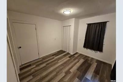 511 N Shelby Street, Salem, IL 62881 - Photo 10