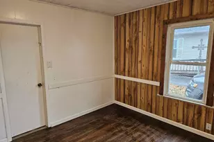 511 N Shelby St, Salem, IL 62881 - Photo 26