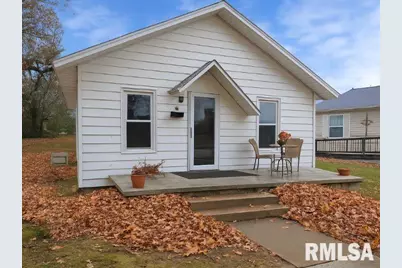 511 N Shelby Street, Salem, IL 62881 - Photo 1