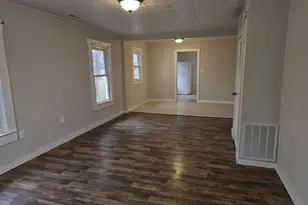 511 N Shelby St, Salem, IL 62881 - Photo 28