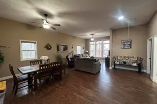 1415 S Lakeshore Dr S, Orangeville, IL 62939 - Photo 14