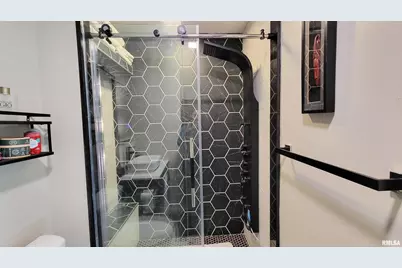 202 Westernaire Drive, Marion, IL 62959 - Photo 38