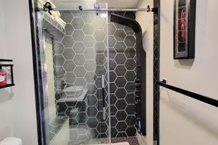 202 Westernaire Dr, Marion, IL 62959 - Photo 38