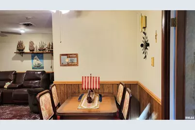 202 Westernaire Drive, Marion, IL 62959 - Photo 18