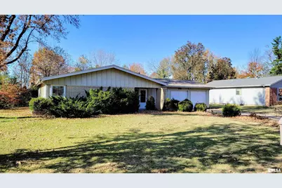 202 Westernaire Drive, Marion, IL 62959 - Photo 1