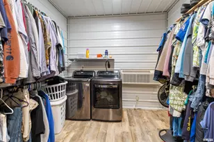 221 E Gore St, Orangeville, IL 62939 - Photo 12