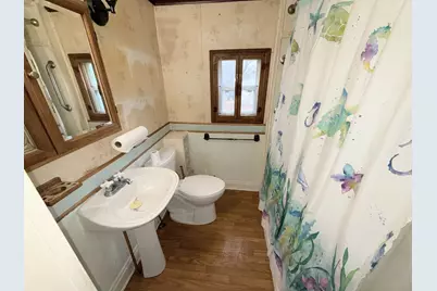 820 S 10th St Street, Herrin, IL 62948 - Photo 6