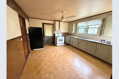 820 S 10th St Street, Herrin, IL 62948 - Photo 12