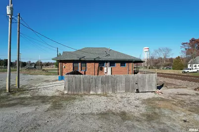 1001 E Main Street, Salem, IL 62881 - Photo 28